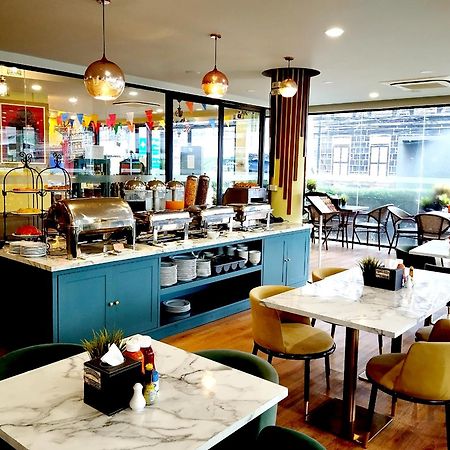 Siri Oriental Bangkok Hotel Экстерьер фото