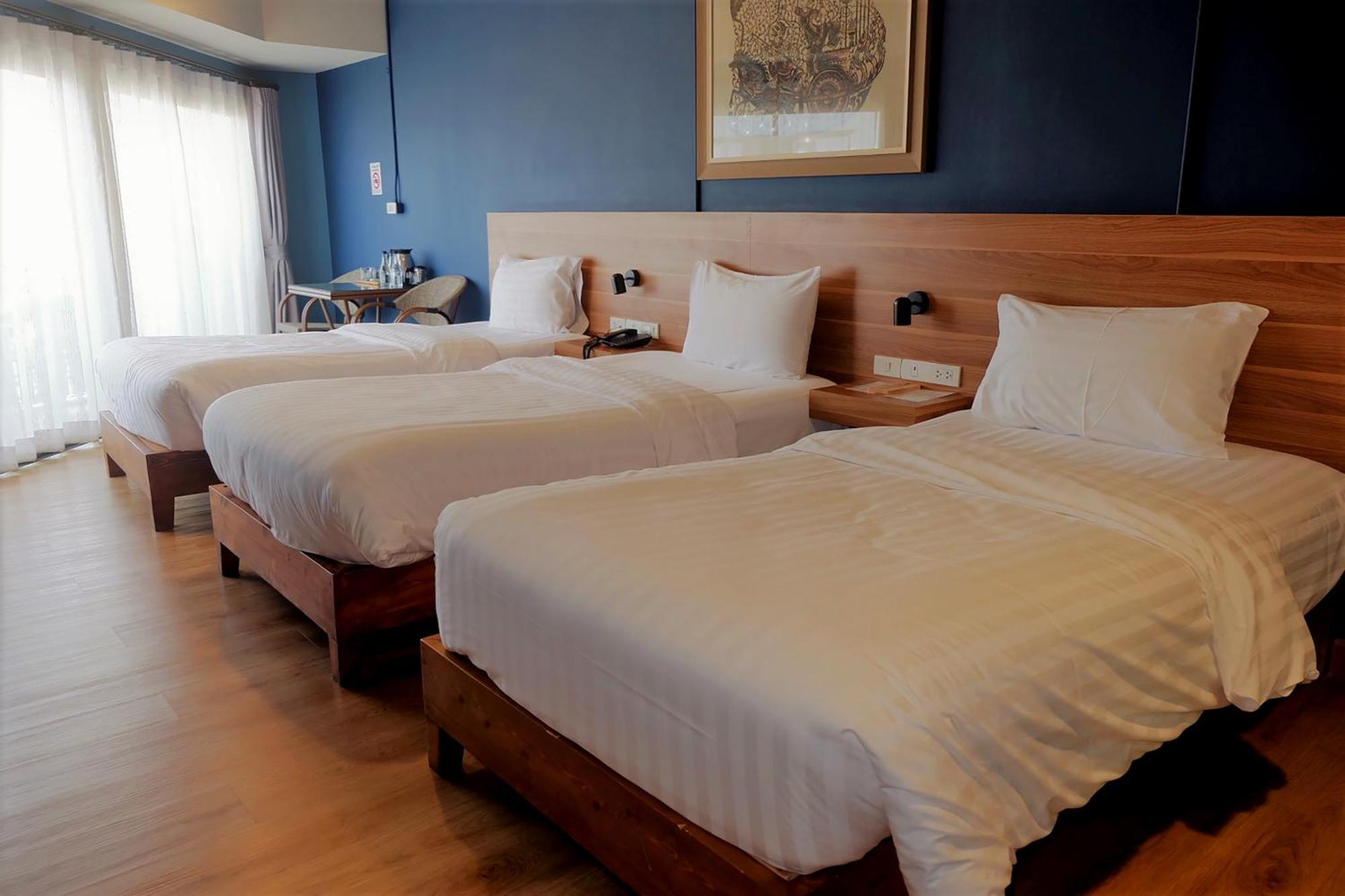 Siri Oriental Bangkok Hotel Номер фото