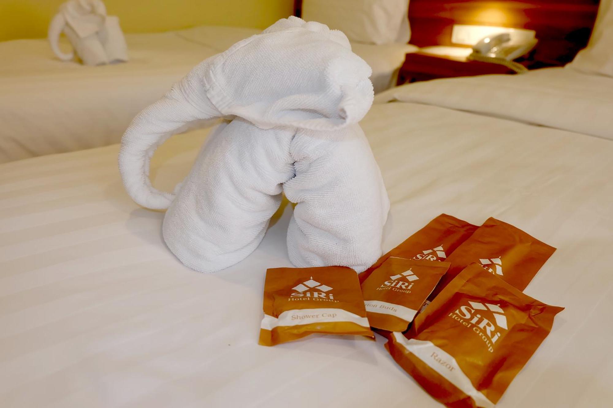 Siri Oriental Bangkok Hotel Номер фото
