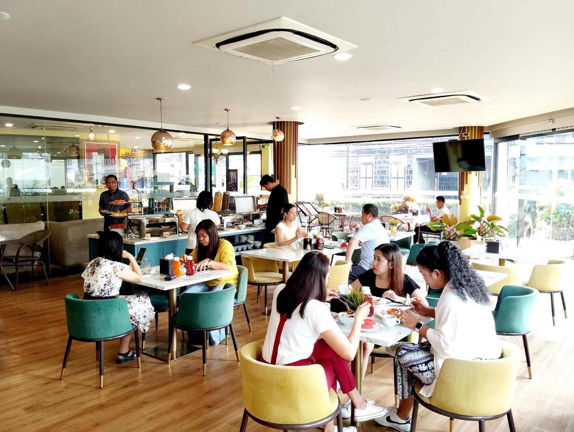 Siri Oriental Bangkok Hotel Экстерьер фото