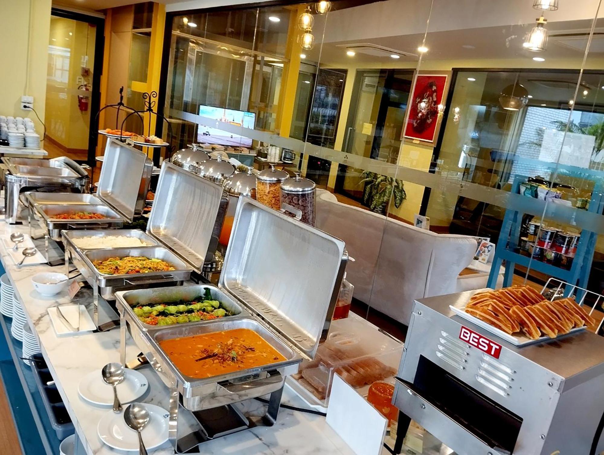 Siri Oriental Bangkok Hotel Экстерьер фото